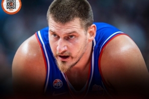 爆冷首轮遭淘汰！约基奇13中9揽33分8板3助3断1帽 罚球19中14