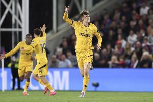 电讯报：狼队已与拉尔森开启续约谈判