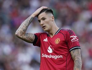 巴特：曼联买舍什科这钱我会选沃特金斯，担心重蹈霍伊伦的覆辙