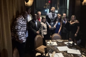 唐斯入选肯塔基名人堂！恩师卡利帕里祝贺并共进晚餐