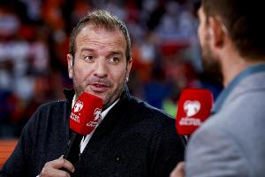 范德法特：汉堡面对拜仁将是艰巨的挑战，丢球少于5个就算不错了