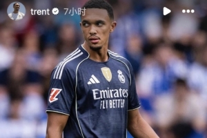 十人应战客场全身而退，阿诺德发文庆祝胜利：+3，Vamos⛽️