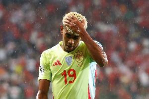 前国门批亚马尔受伤拍广告：18岁还有很多要学 要平衡休息和赚钱