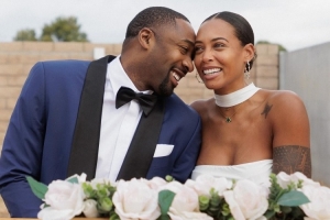 这......大将军年初完婚 现今在播客中对妻子说婚姻于男人是骗局