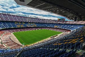 世体：巴萨目标是10月21日对奥林匹亚科斯的欧冠能回到诺坎普