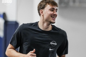 期待新赛季！独行侠晒训练照：状元弗拉格&华盛顿&新援拉塞尔在列