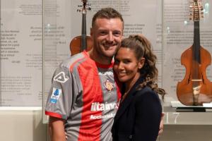 太阳报独家：瓦尔迪全家都在学意语，瓦尔迪已掌握常用的骂人词汇