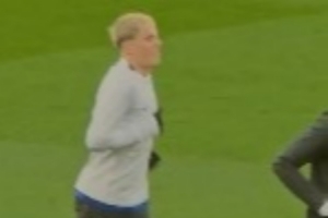 不留情面！加纳乔赛前热身，遭曼联主场球迷狂嘘