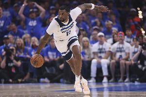 麦丹：很高兴里德续约 我华子和他继续进步很难有人阻挡我们