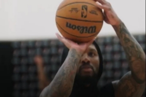 弹无虚发！开拓者官方社媒分享利拉德最新三分训练视频