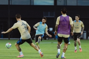 备战！阿根廷队在迈阿密国际基地训练，将对阵委内瑞拉、波多黎各