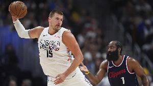 媒体人：快船和掘金都比去年更强了 想想新赛季西部的比赛就兴奋