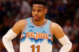 威少来CBA年薪千万外援工资帽才425万 但猛猛交税也能行！