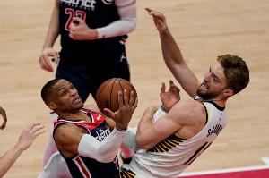 威少和小萨博尼斯重新聚首国王 而两人都是三双好手