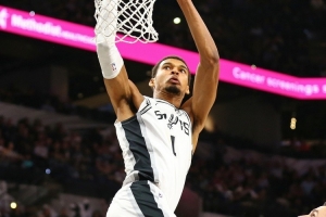 火记：文班亚马能够终结乔丹詹姆斯谁是最强的争论