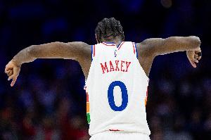 马克西首战砍40分！埃奇库姆：太疯狂了 他真的太厉害了